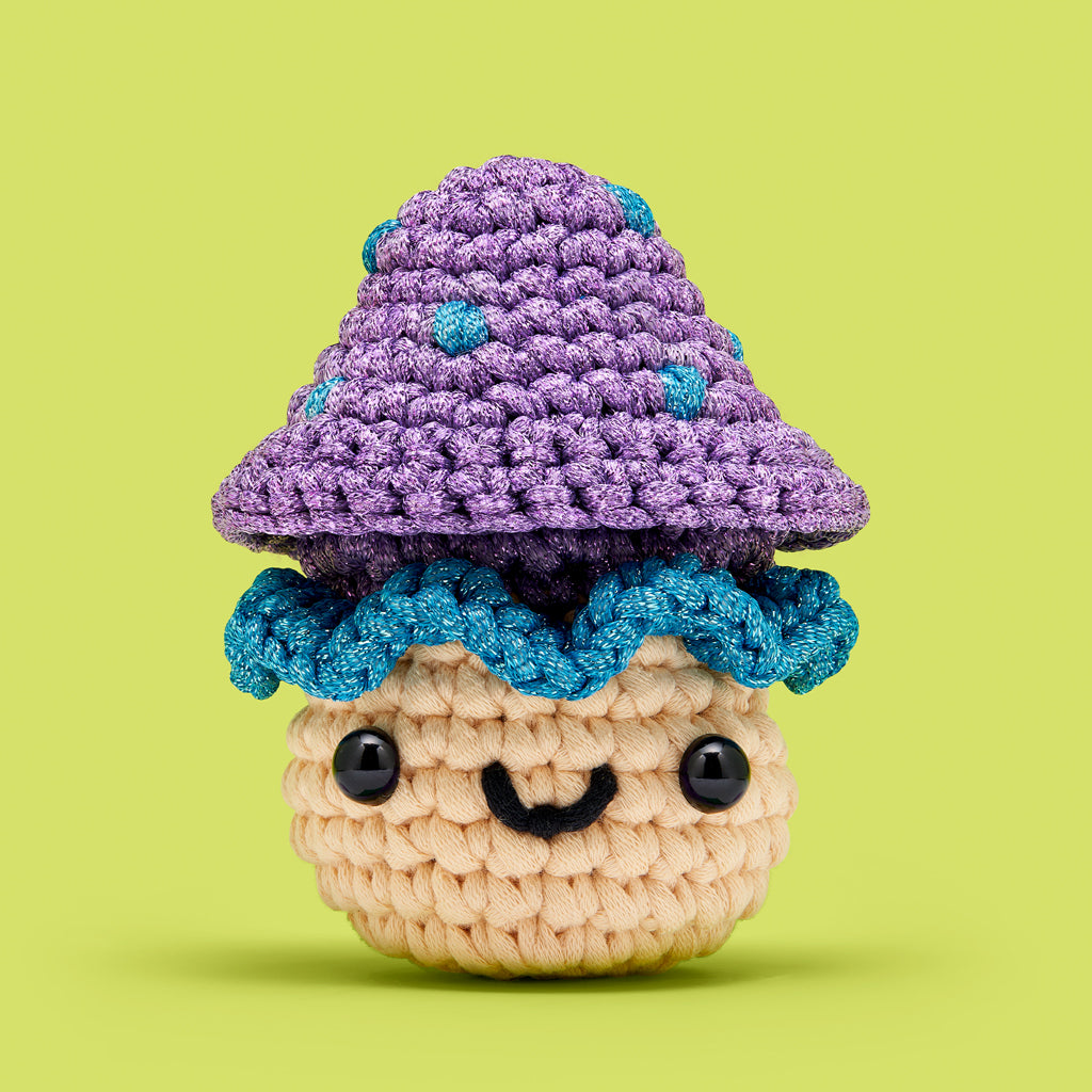 Alternative view of Yarn-chanted Forest Bundle