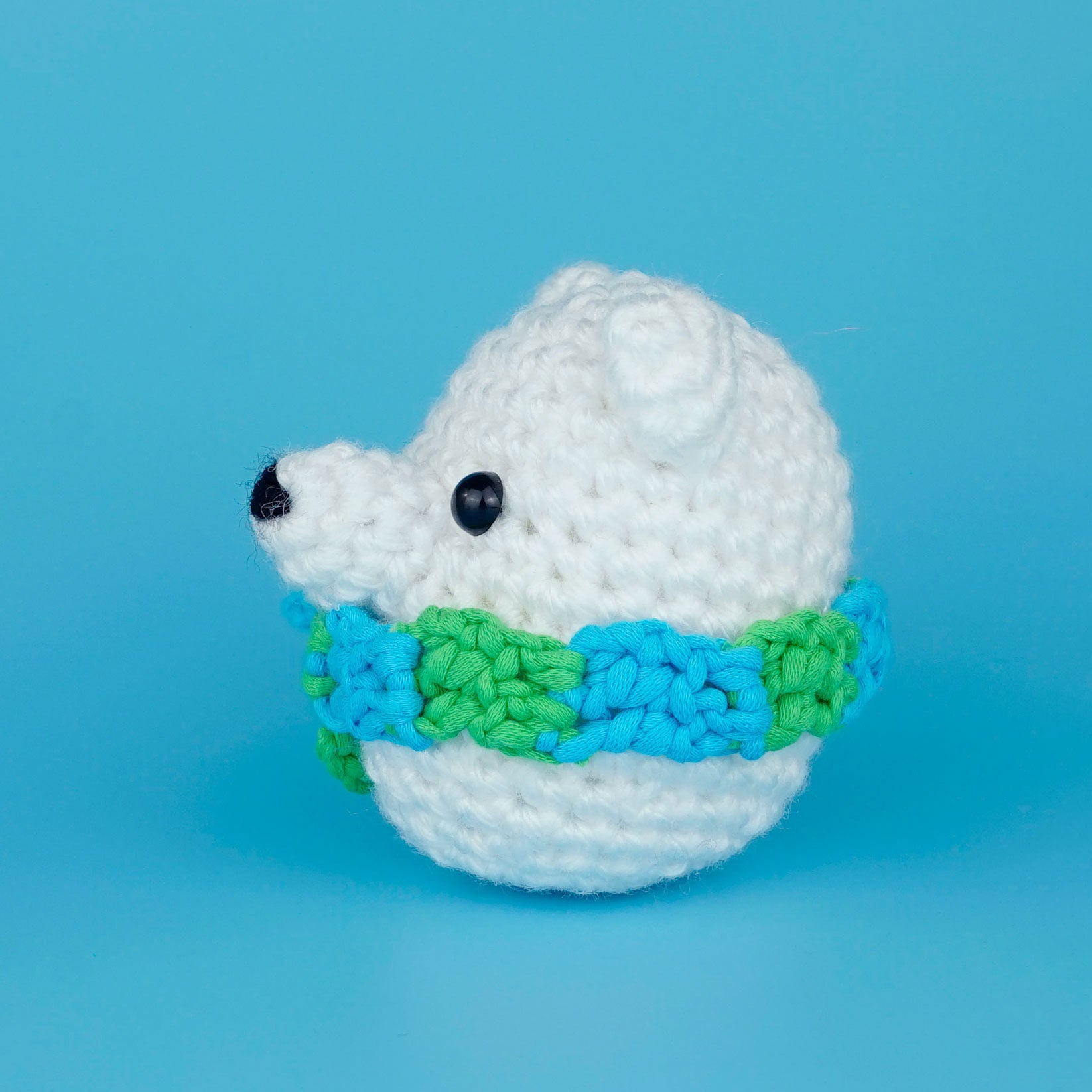 Earth Day Limited Edition Lola Loca the Polar Bear Crochet Kit - Image 4